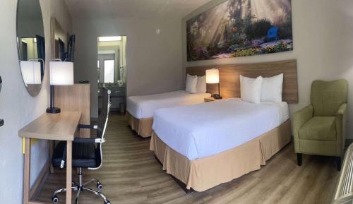 Double Room with Two Double Beds - Non-Smoking