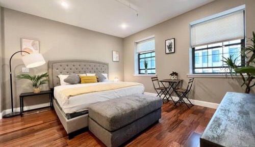 One-Bedroom Apartment