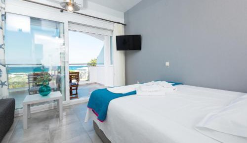Studio with Sea View