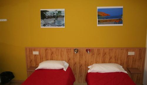 Triple Room with Shared Bathroom