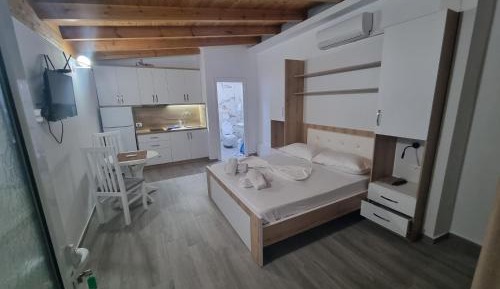 Studio with Sofa Bed