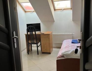 Small Single Room