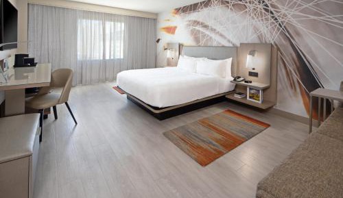 King Room with Sofa Bed