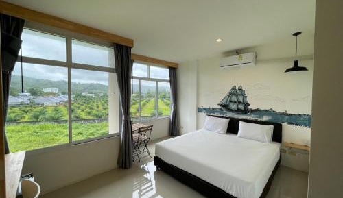 Deluxe King Room
