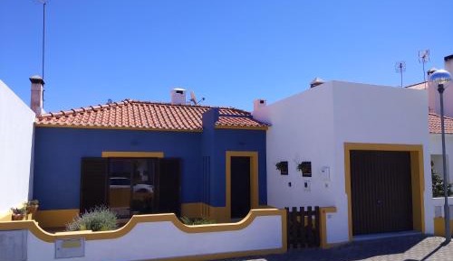 Three-Bedroom Townhouse