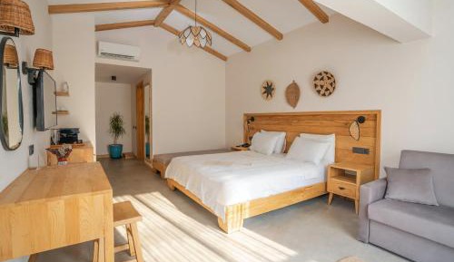 Penthouse Room with Jacuzzi