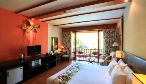 Deluxe Double or Twin Room