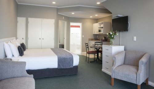 One-Bedroom Suite