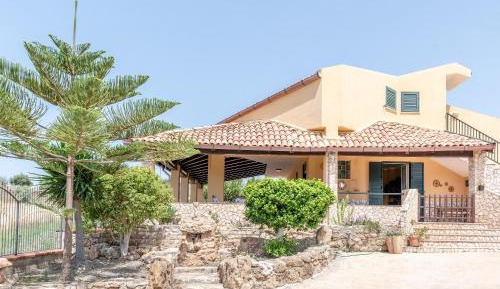 Villa with Sea View