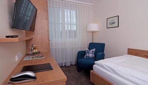 Economy Single Room