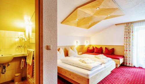 Triple Room with Balcony