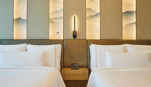 Westin Club Twin Room