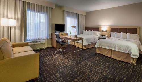 Queen Studio Suite with Two Queen Beds and Sofa Bed - Non-Smoking