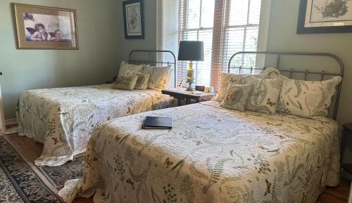 Suite with Garden View