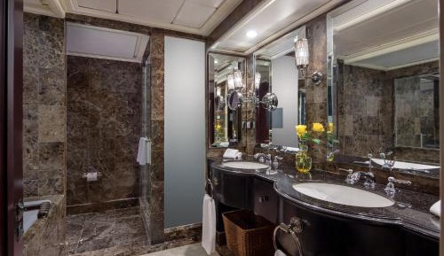 Executive King Room