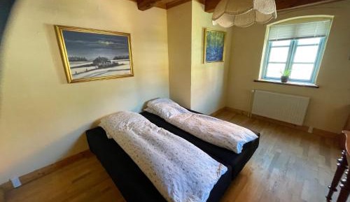 Double Room with Shared Bathroom