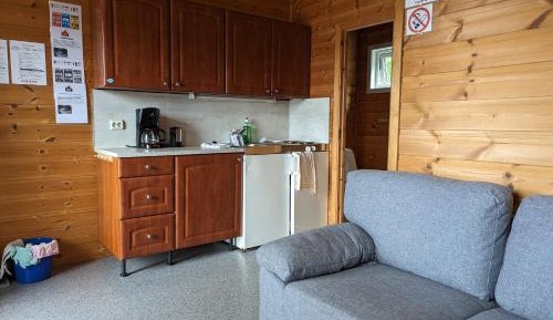 Cabin with Shared Shower (3 Adults)