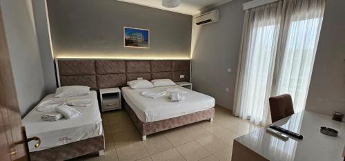 Deluxe Double Room with Extra Bed