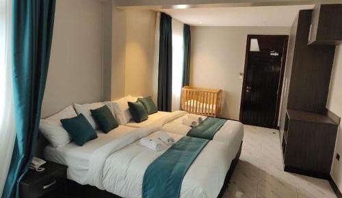 Deluxe Double or Twin Room