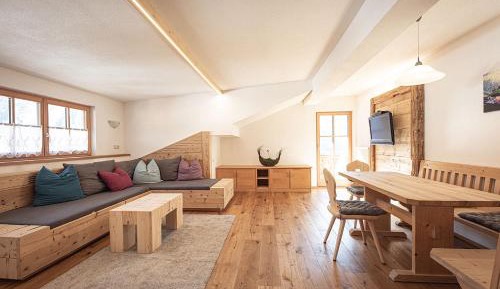 Three-Bedroom Superior Apartment