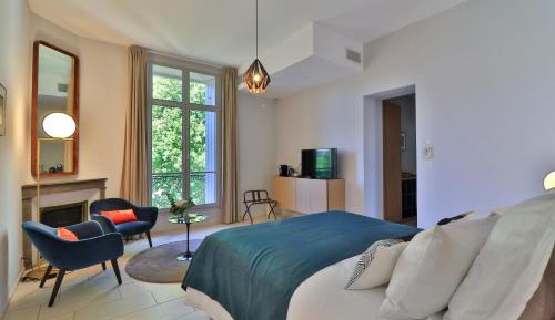 Queen Room with Garden View