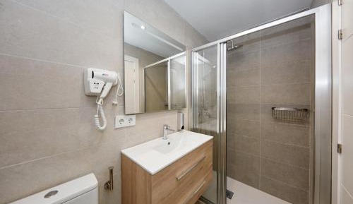 Single Room with Bathroom