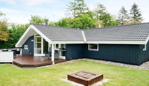 Four-Bedroom Holiday Home