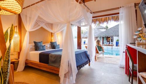 Suite com Cama Queen Size e Varanda
