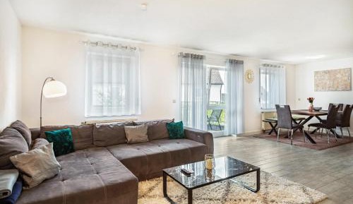 Superior One-Bedroom Apartment with Balcony