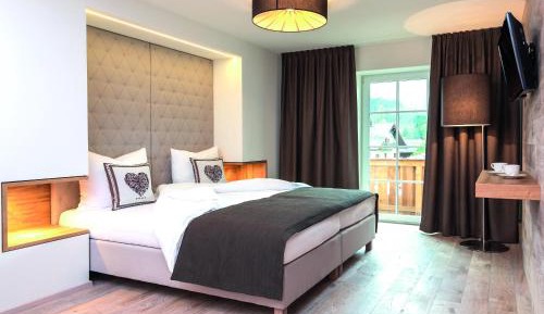 Junior Suite with Balcony