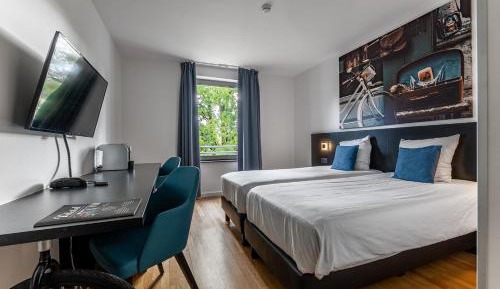 Classic Twin Room