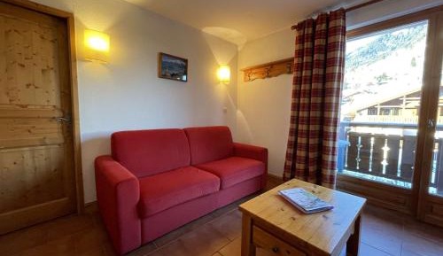 Apartment (4 Adults)