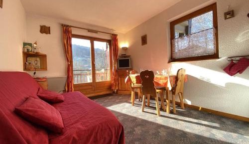 Apartment (4 Adults)