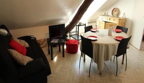 Apartment (4 Adults)