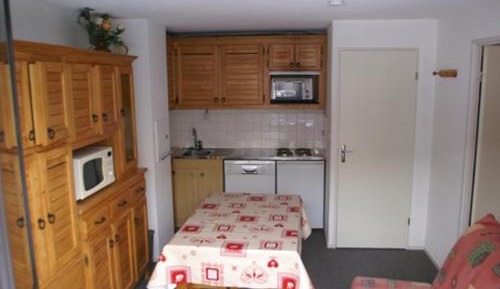 Apartment (6 Adults)