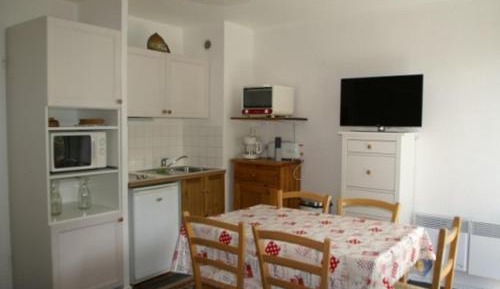 Apartment (4 Adults)