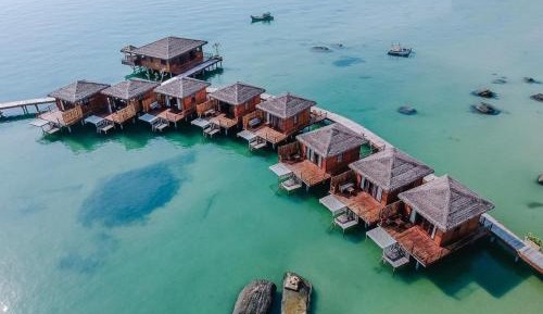 Overwater chalet