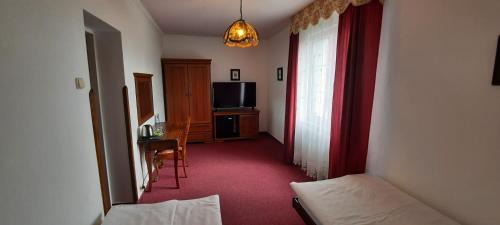 Apartment (4 Adults)