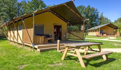 Three-Bedroom Holiday Home 
