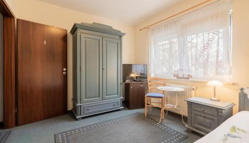 Single Room with Shower