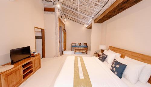 Superior King Room