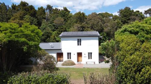 Villa with Garden View