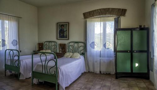 Twin Room with Private Bathroom