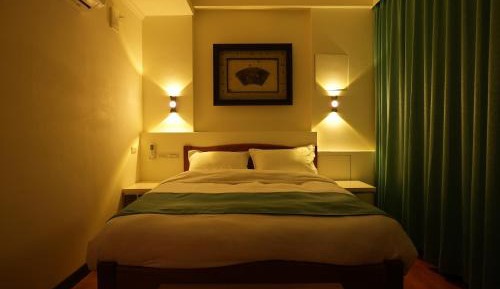 Double Room with Shared Bathroom