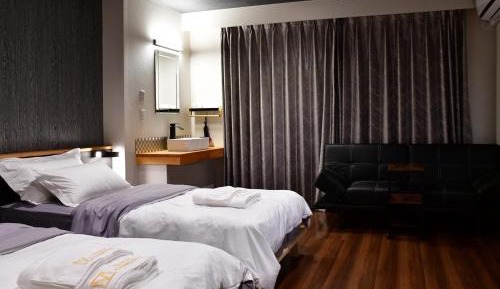 Standard Twin Room with Sofa