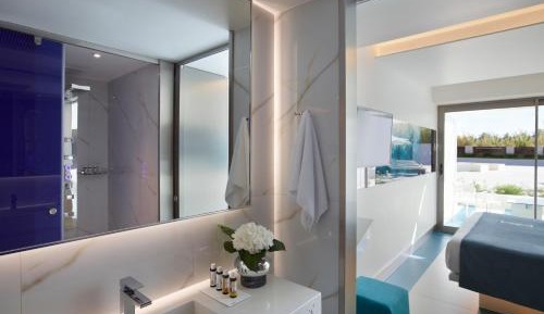 Silver Family Two Bedroom Land View