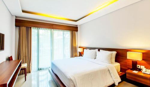 Deluxe Double or Twin Room with Balcony