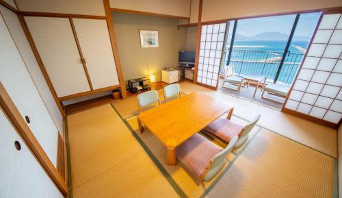 Japanese-Style Room