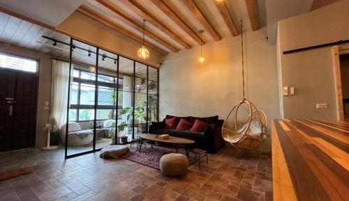 Quadruple Room with Private Bathroom