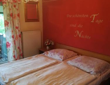 Deluxe Double Room with Extra Bed